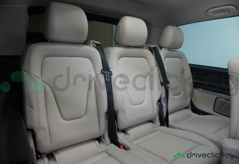 Mercedes V-class Белый