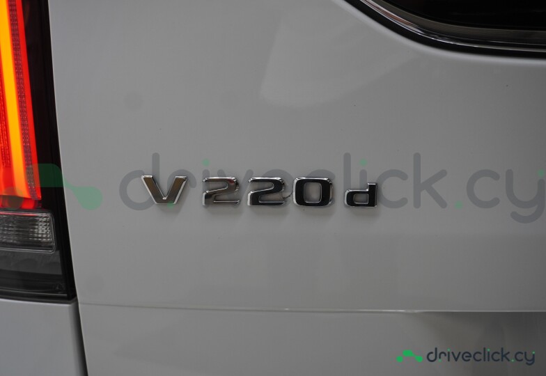 Mercedes V-class Белый