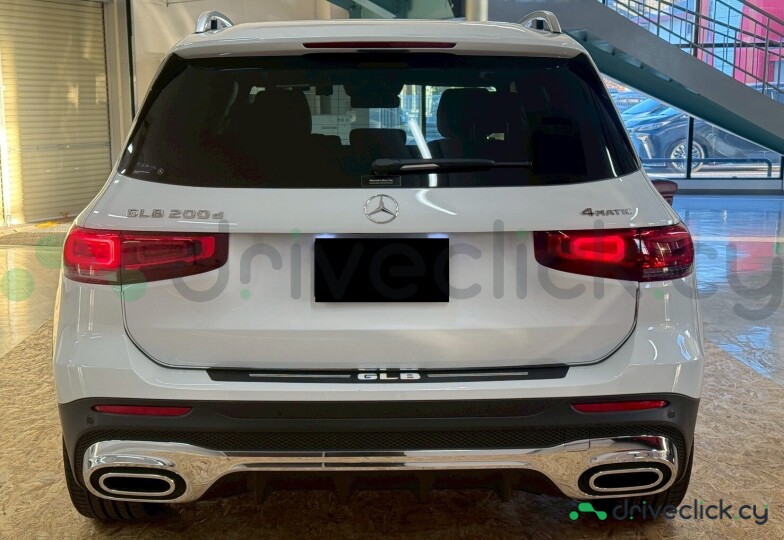 Mercedes GLB-class White
