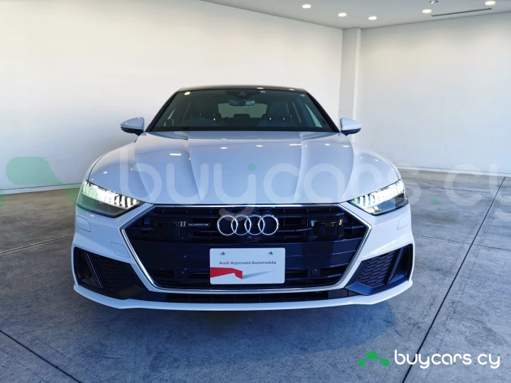 Audi A7 Белый