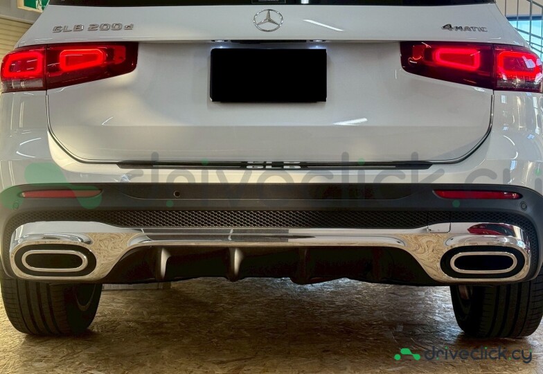 Mercedes GLB-class White