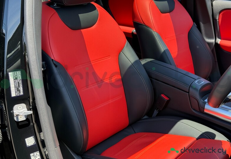 Mercedes GLA-class Black