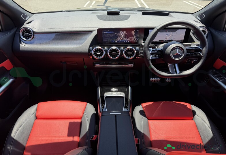Mercedes GLA-class Black