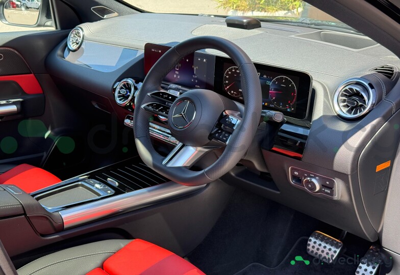 Mercedes GLA-class Black