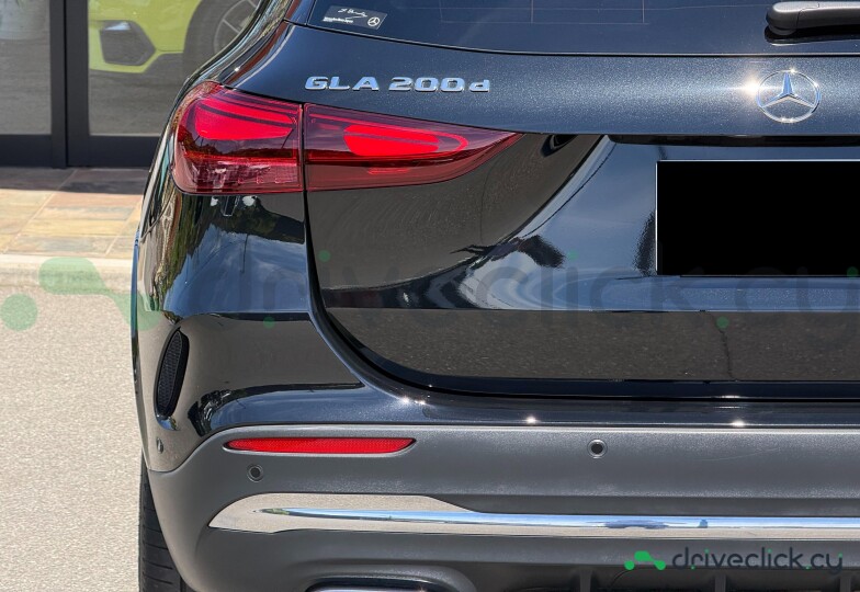 Mercedes GLA-class Black