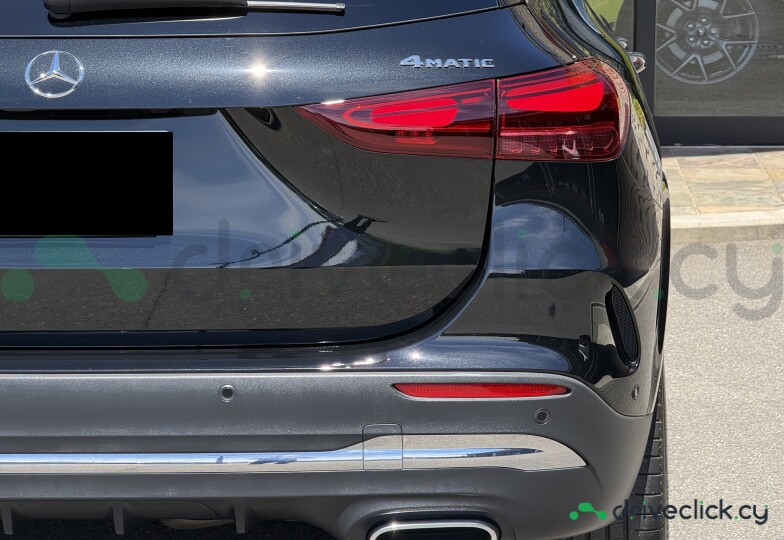 Mercedes GLA-class Black