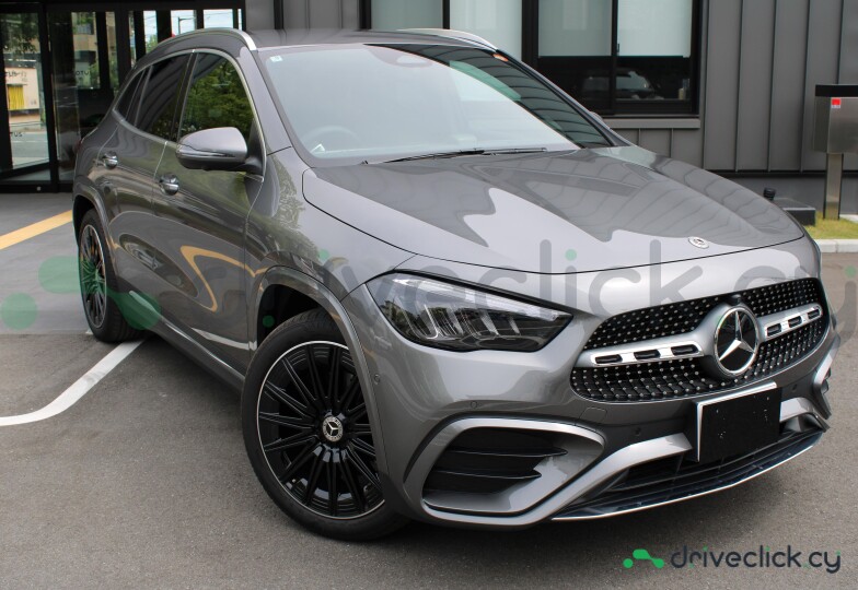 Mercedes GLA-class Grey