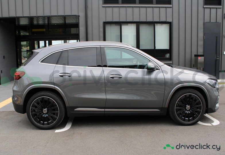 Mercedes GLA-class Grey