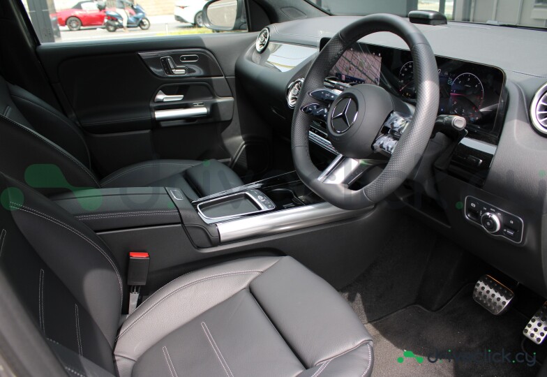 Mercedes GLA-class Grey