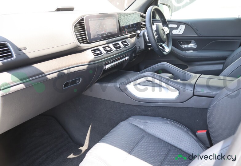 Mercedes GLE-class White