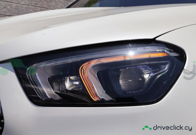 Mercedes GLE-class White