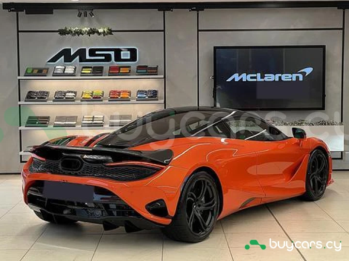 McLaren 750S Оранжевый
