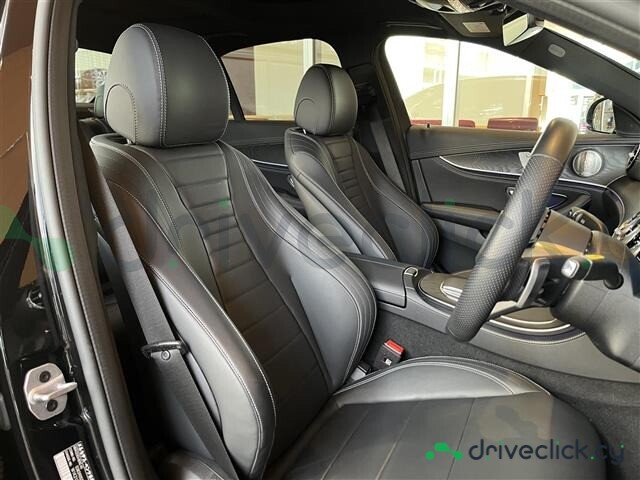 Mercedes E-class Черный