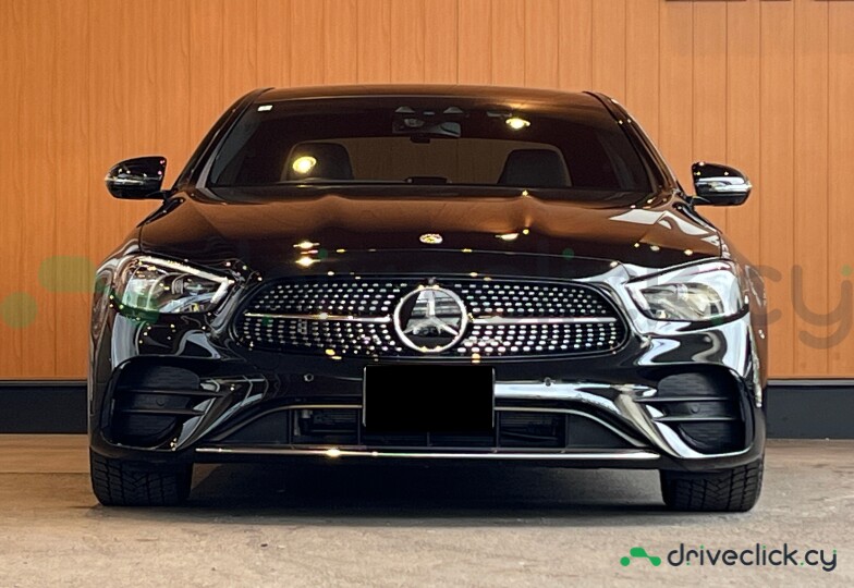 Mercedes E-class Черный