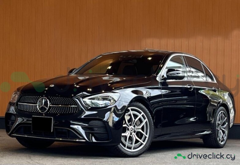 Mercedes E-class Черный