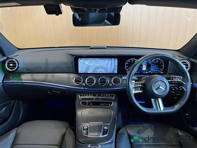 Mercedes E-class Черный
