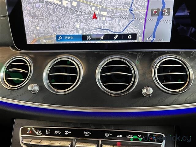 Mercedes E-class Черный