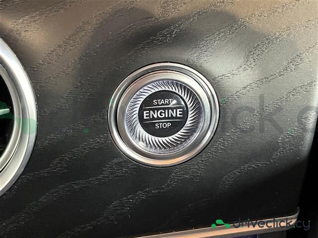 Mercedes E-class Черный