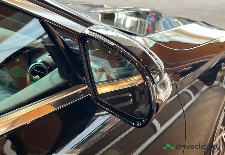 Mercedes E-class Черный