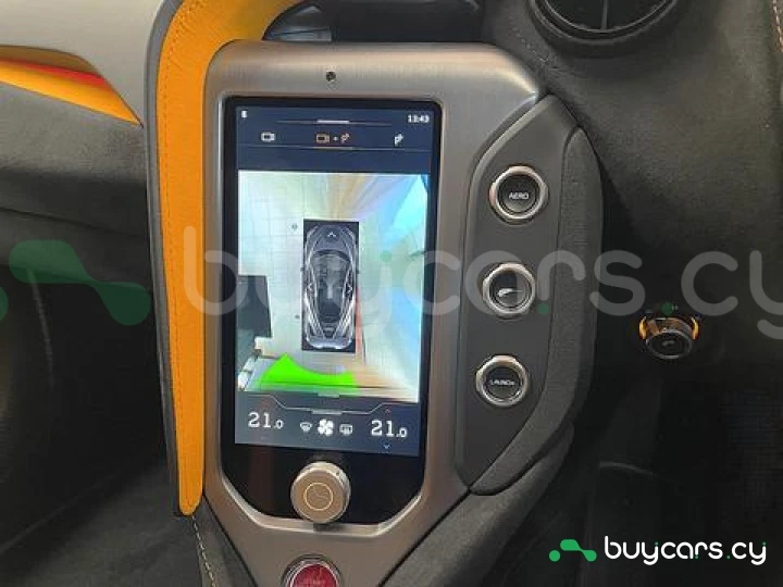 McLaren 750S Оранжевый