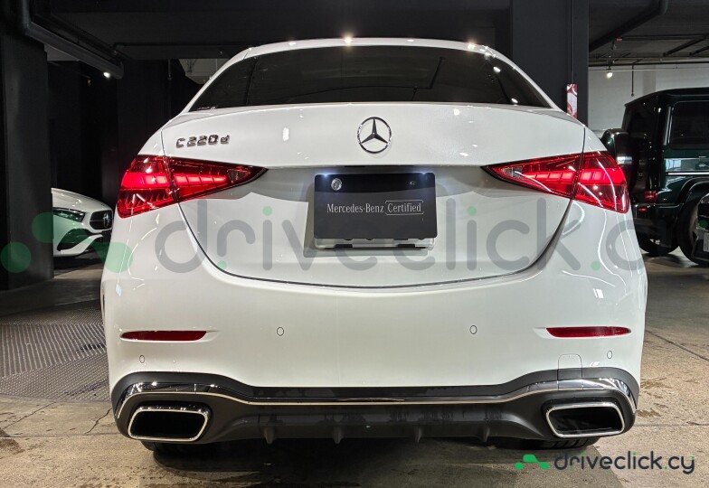 Mercedes C-class Белый