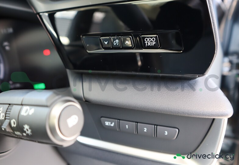 Lexus RZ Blue