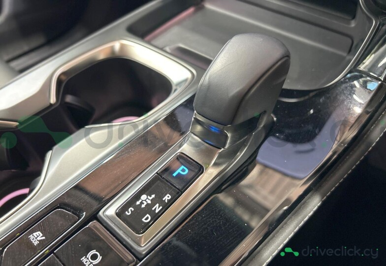 Lexus NX Серый