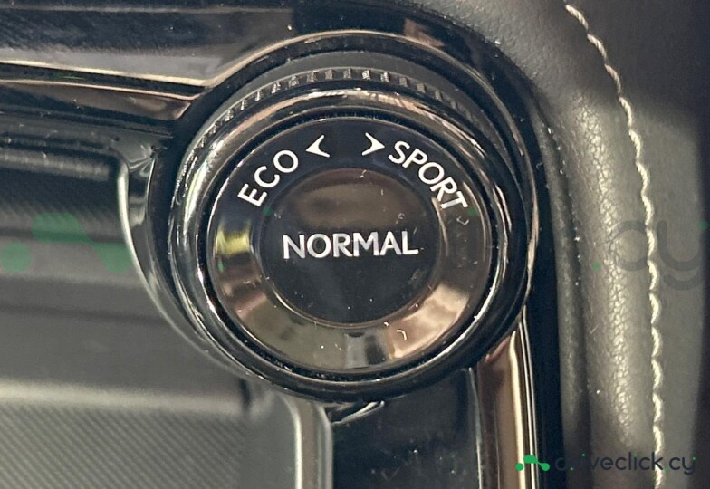 Lexus NX Серый