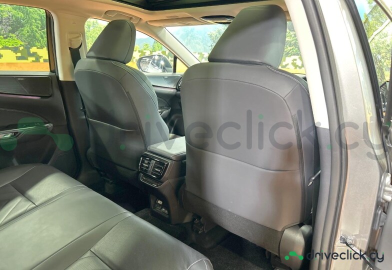 Lexus NX Серый