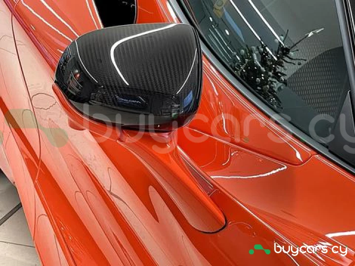 McLaren 750S Оранжевый