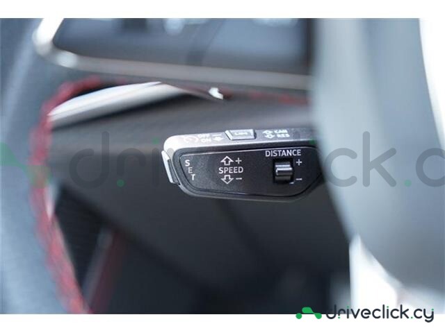 Audi RS Q8 Grey
