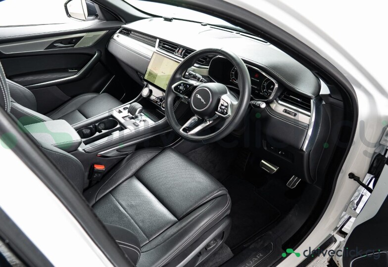 Jaguar F-Pace White