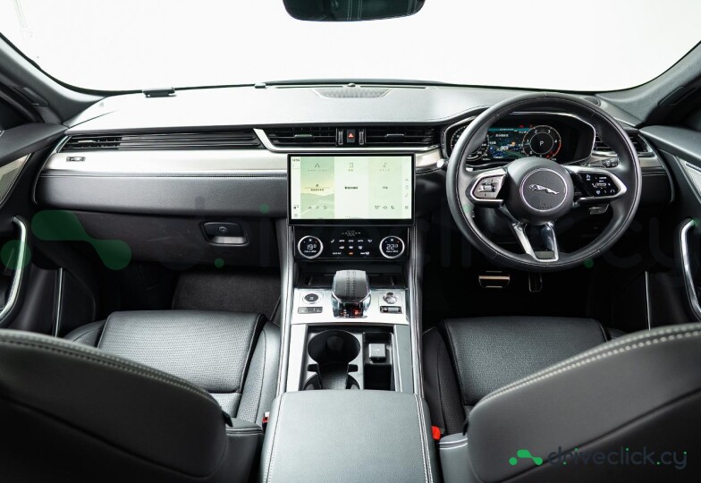 Jaguar F-Pace White