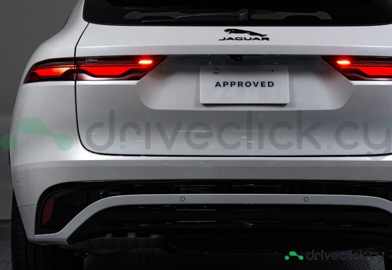 Jaguar F-Pace White