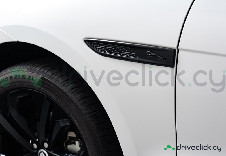 Jaguar F-Pace White