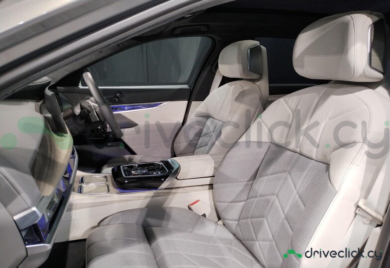 BMW 7 series Grey
