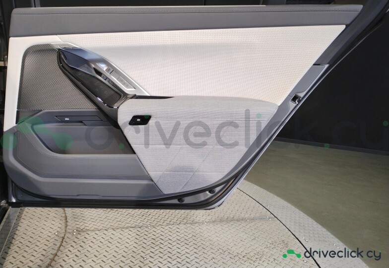 BMW 7 series Grey