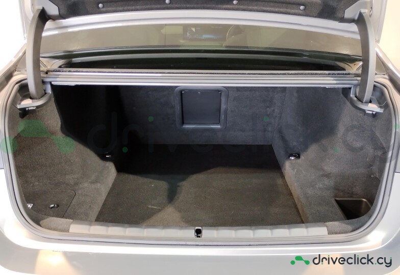 BMW 7 series Grey