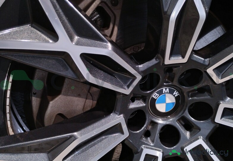 BMW 7 series Grey
