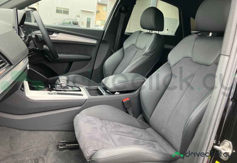 Audi Q5 Sportback Черный