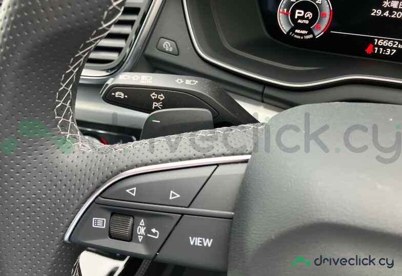 Audi Q5 Sportback Черный