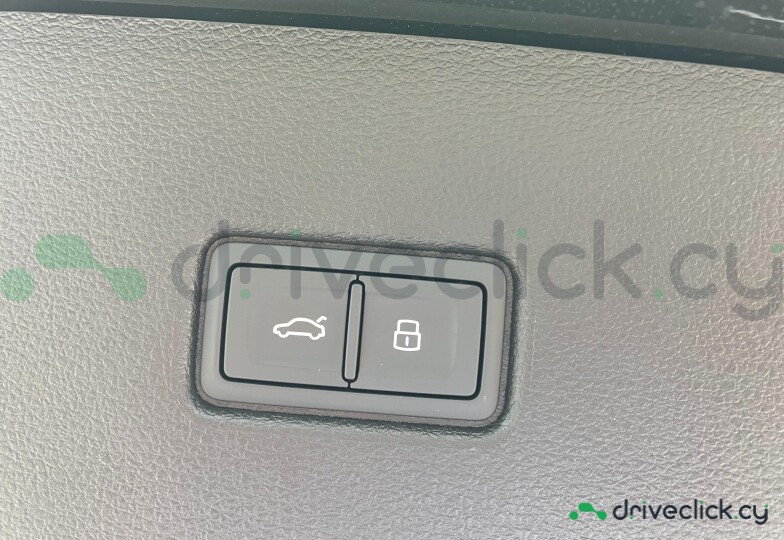 Audi Q5 Sportback Черный