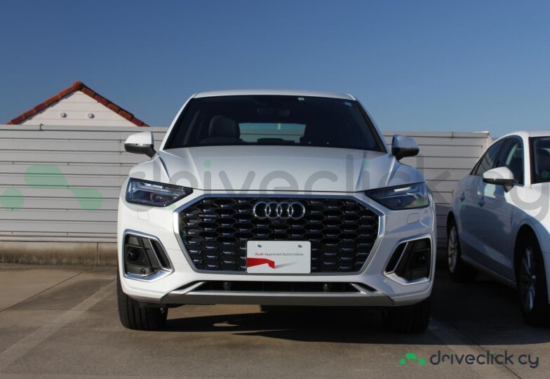 Audi Q5 Sportback Белый