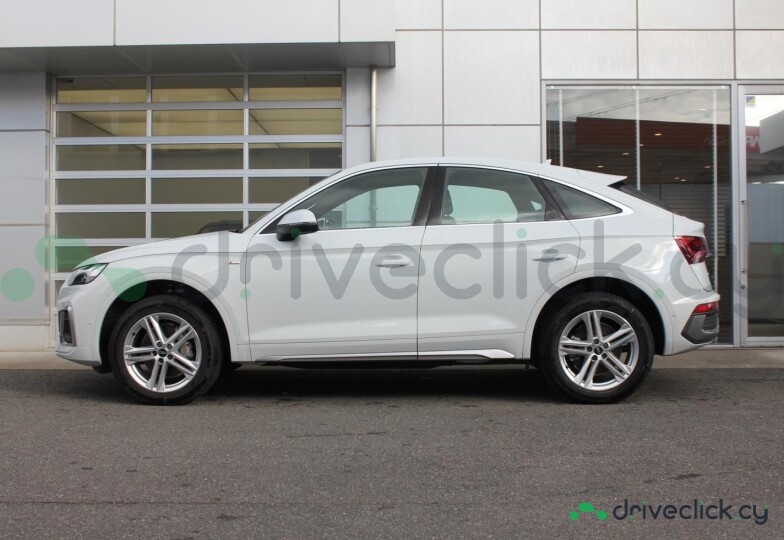 Audi Q5 Sportback Белый