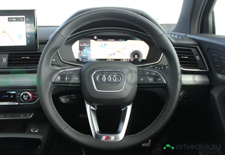 Audi Q5 Sportback Белый