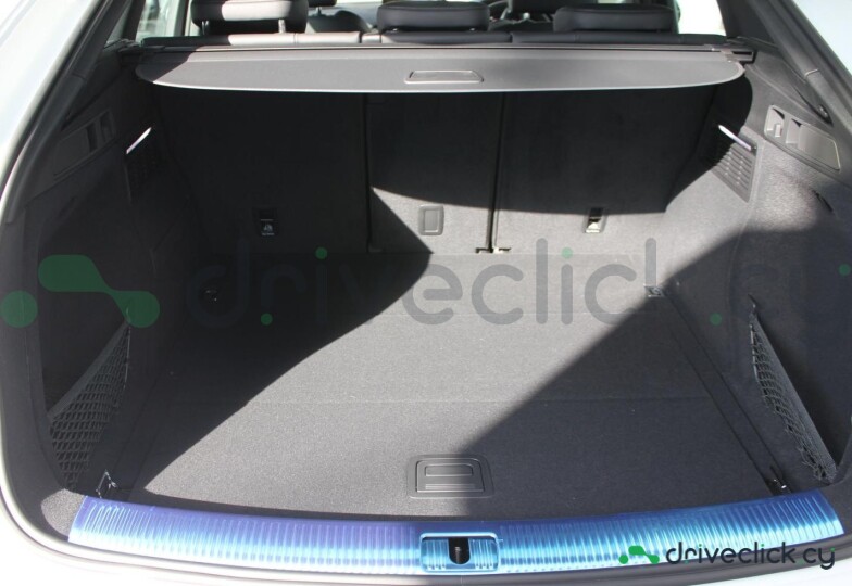 Audi Q5 Sportback Белый