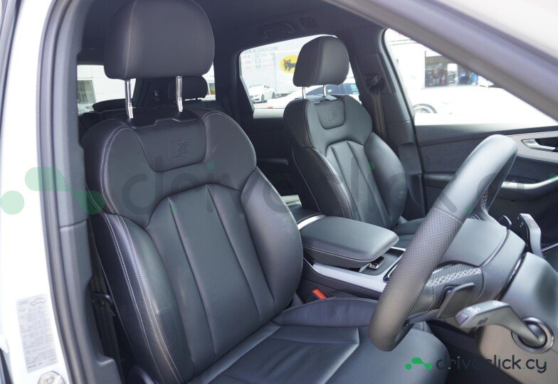 Audi Q7 Белый