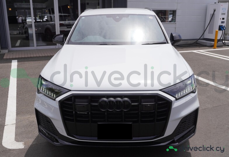 Audi Q7 Белый