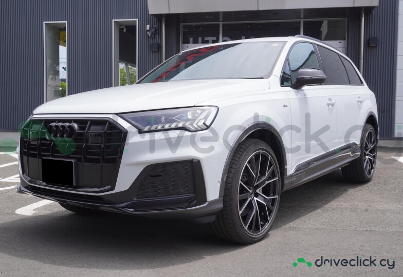 Audi Q7 Белый