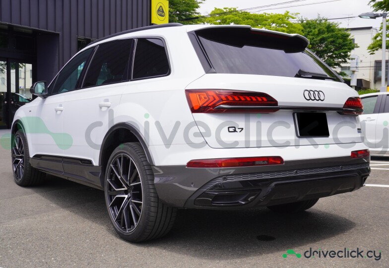 Audi Q7 Белый
